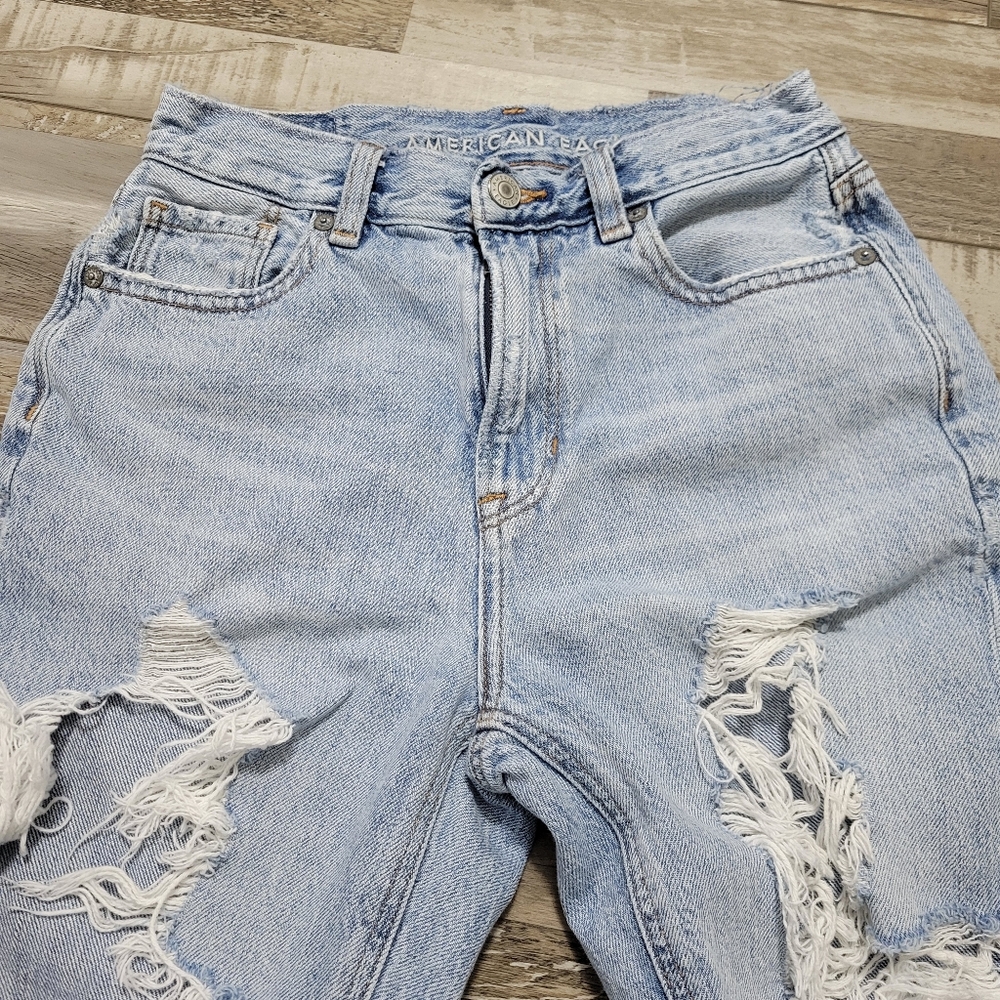 American Eagle Outfitters Light Blue High Rise Distressed Jeans - Picture 4 of 7